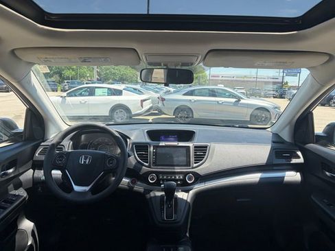 Used 2016 Honda CR-V EX image 3