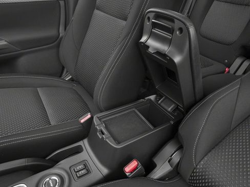 Used 2018 Mitsubishi Outlander ES AWD/4WD image 15