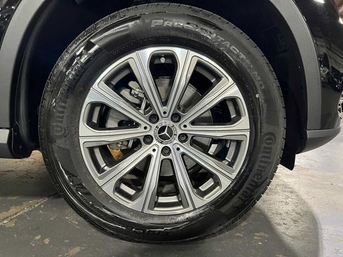 Certified 2026 Mercedes-Benz GLC 300 4MATIC image 9