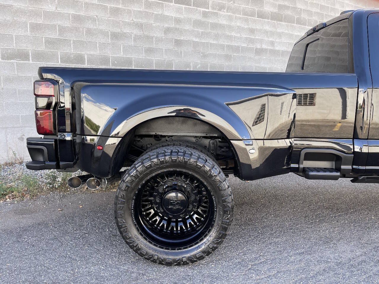 Used 2024 Ford F450 Platinum AWD/4WD image 10