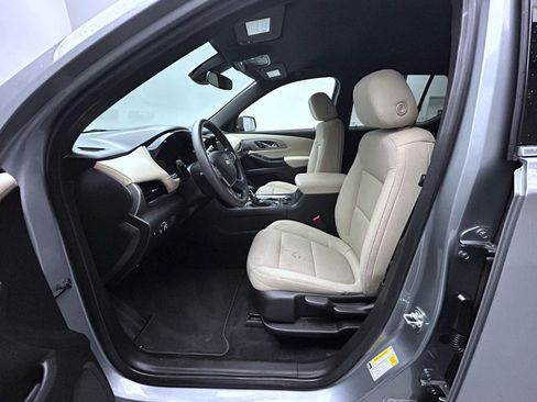 Used 2023 Chevrolet Traverse LS w/ LPO, Cargo Package AWD/4WD image 10
