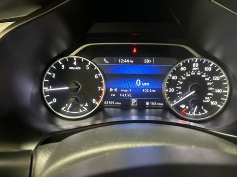 Used 2019 Nissan Murano SV w/ Premium Package image 16