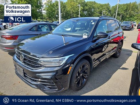 Used 2024 Volkswagen Tiguan SE R-Line AWD/4WD image 1