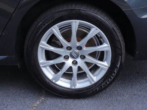 Used 2020 Audi A4 2.0T Premium w/ Convenience Package image 38