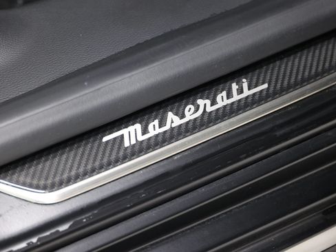Used 2022 Maserati Quattroporte Trofeo RWD image 76