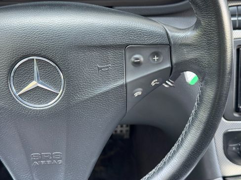Used 2004 Mercedes-Benz C 230 Coupe image 21