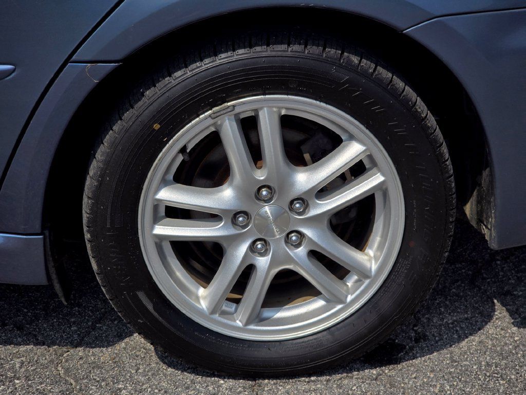 Used 2005 Subaru Legacy 2.5i AWD/4WD image 20