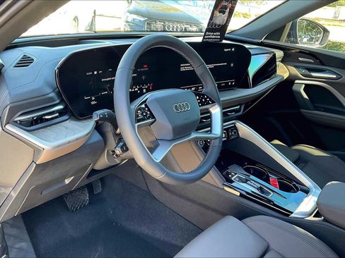 New 2025 Audi Q5 Premium Plus image 8