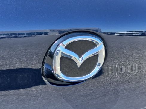 Used 2022 MAZDA MAZDA3 s FWD image 19