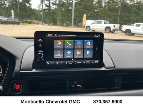 Used 2025 Honda Pilot TrailSport image 16