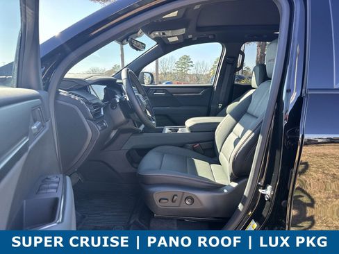 Used 2026 GMC Acadia AT4 w/ Super Cruise Package image 16