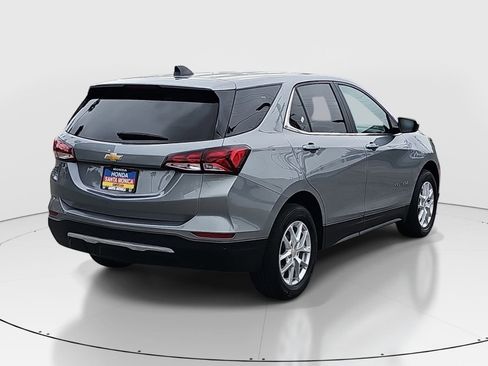 Used 2024 Chevrolet Equinox LT AWD/4WD image 5