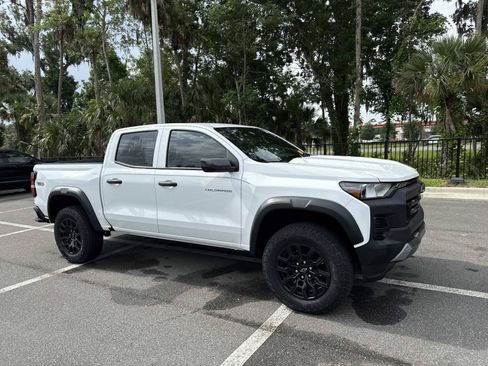 Used 2025 Chevrolet Colorado Trail Boss AWD/4WD image 1