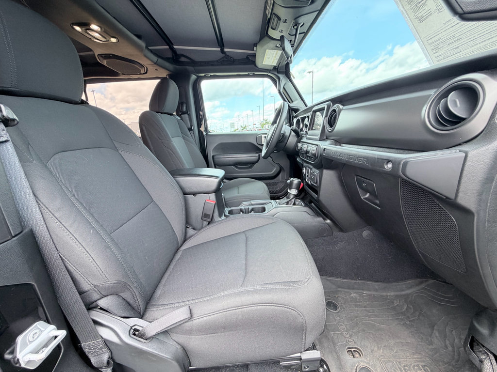 Used 2023 Jeep Wrangler Sport AWD/4WD image 23