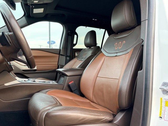 Used 2021 Ford Explorer King Ranch w/ Premium Technology Package AWD/4WD image 11