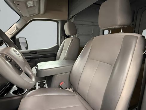 Used 2020 Nissan NV 2500 SV w/ Navigation Package image 10