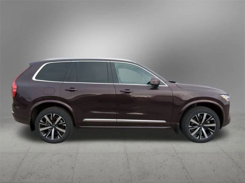 New 2026 Volvo XC90 B5 Core image 7