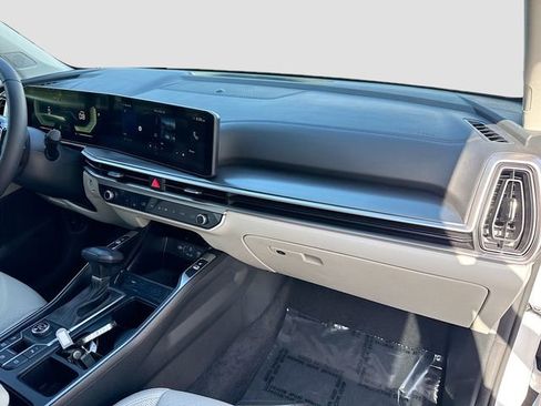 Used 2025 Kia Sorento S w/ Panoramic Sunroof Package FWD image 29