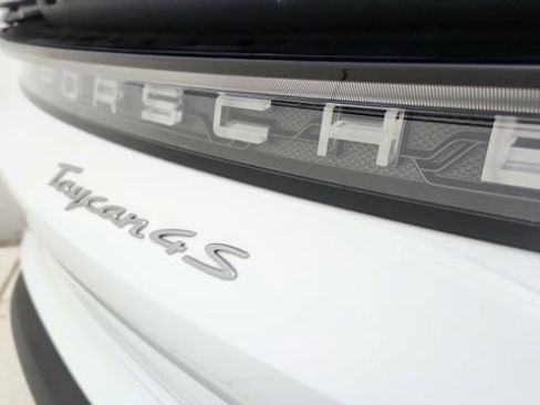 Used 2023 Porsche Taycan 4S AWD/4WD image 17