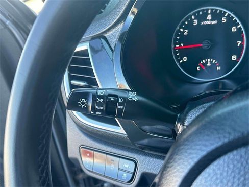 Used 2021 Kia Seltos EX image 24