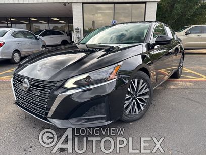 Used 2023 Nissan Altima 2.5 SV