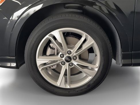 Certified 2022 Audi Q3 2.0T Premium image 12