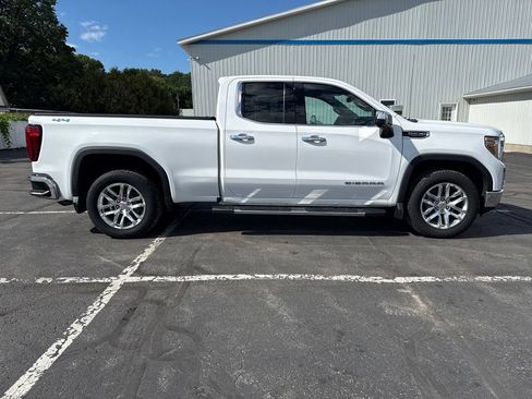 Used 2020 GMC Sierra 1500 SLT w/ SLT Premium Package AWD/4WD image 3