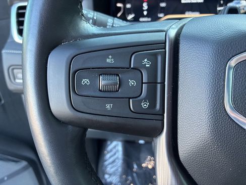 Used 2024 GMC Yukon XL Denali Ultimate AWD/4WD image 18