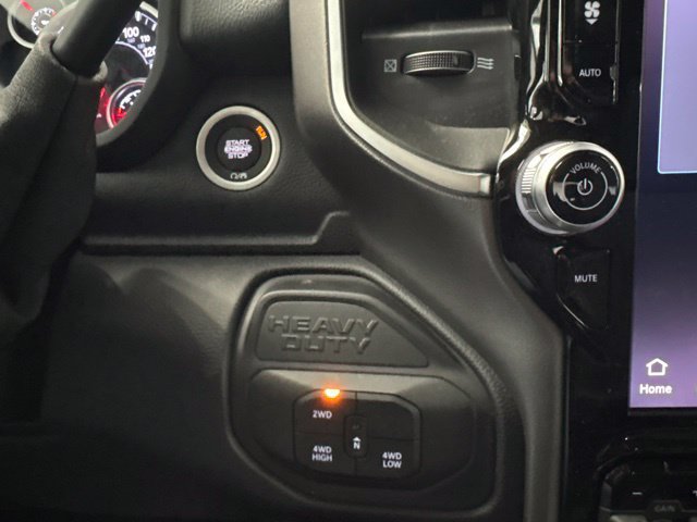 New 2026 RAM 3500 Big Horn AWD/4WD image 37
