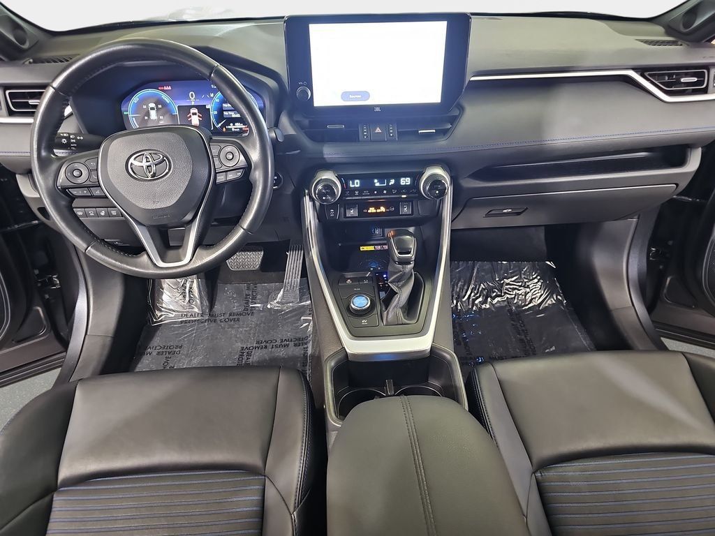 Used 2023 Toyota RAV4 XSE AWD/4WD image 10