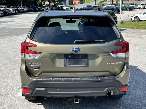 Used 2023 Subaru Forester Limited AWD/4WD image 6
