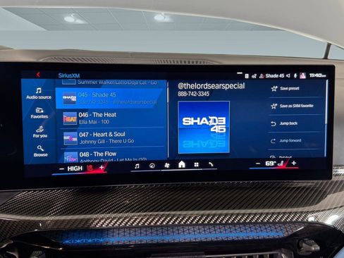 Used 2025 BMW M3 Sedan w/ M Carbon Exterior Package image 21