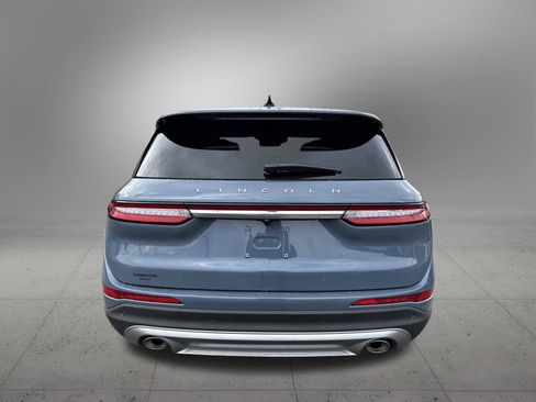 Used 2025 Lincoln Corsair FWD w/ Equipment Group 101A image 8