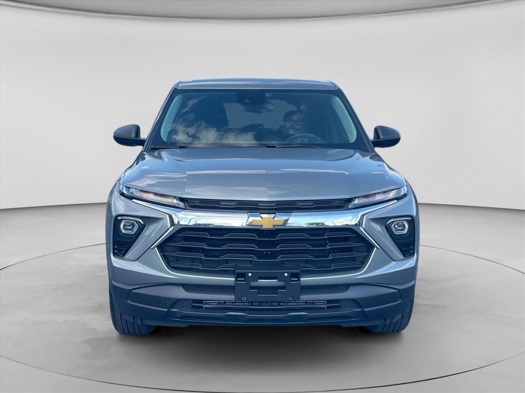 New 2026 Chevrolet TrailBlazer LS w/ LS Convenience Package AWD/4WD image 2