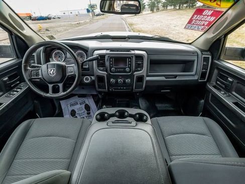 Used 2016 RAM 3500 Tradesman w/ Popular Equipment Group image 16