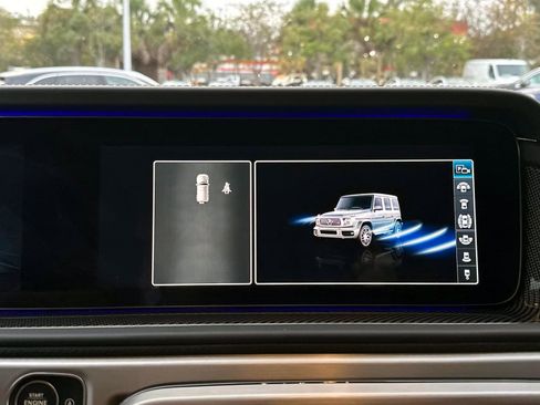 Certified 2022 Mercedes-Benz G 63 AMG 4MATIC image 19