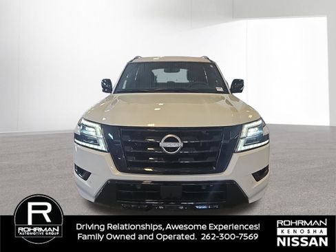 Used 2024 Nissan Armada SL w/ Midnight Edition Package image 10