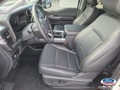 New 2025 Ford F250 Lariat w/ Lariat Ultimate Package image 6