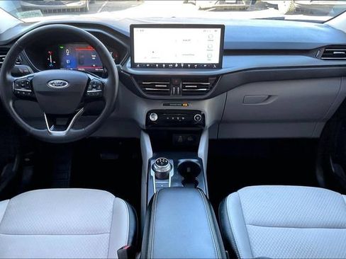 Used 2025 Ford Escape SE FWD image 15