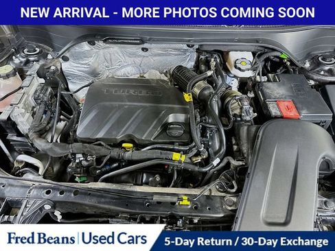 Used 2025 Chevrolet Trax LT w/ Driver Confidence Package FWD image 30