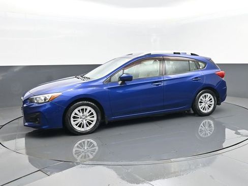 Used 2017 Subaru Impreza 2.0i Premium image 5