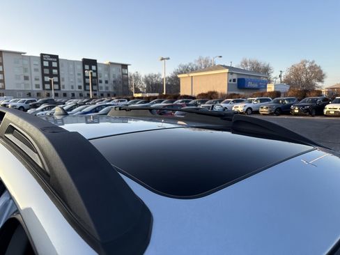 Used 2018 Subaru Outback 2.5i Limited image 25