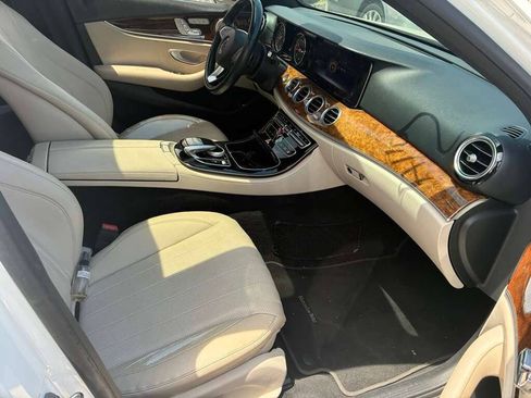 Used 2018 Mercedes-Benz E 300 image 9