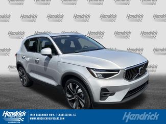 Used 2023 Volvo XC40 B5 Plus w/ Driver Assist Package AWD/4WD video 1