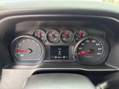 Certified 2020 Chevrolet Silverado 1500 Custom Trail Boss w/ Custom Convenience Package AWD/4WD image 17