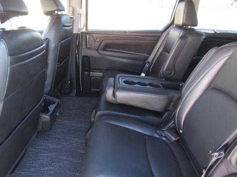 Certified 2023 Honda Odyssey Touring image 17