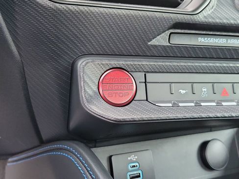 New 2025 Ford Mustang Dark Horse image 33