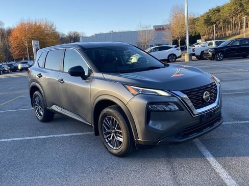Certified 2021 Nissan Rogue S image 2