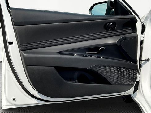Certified 2026 Hyundai Elantra Sport FWD image 20