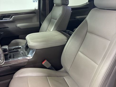 Used 2023 Chevrolet Silverado 1500 LTZ w/ LTZ Convenience Package II image 10